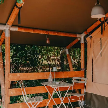 Rendes Glamping אוהל מפואר