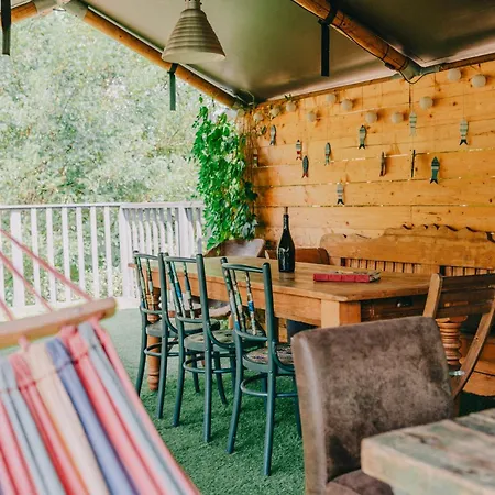 Rendes Glamping * Balatonrendes